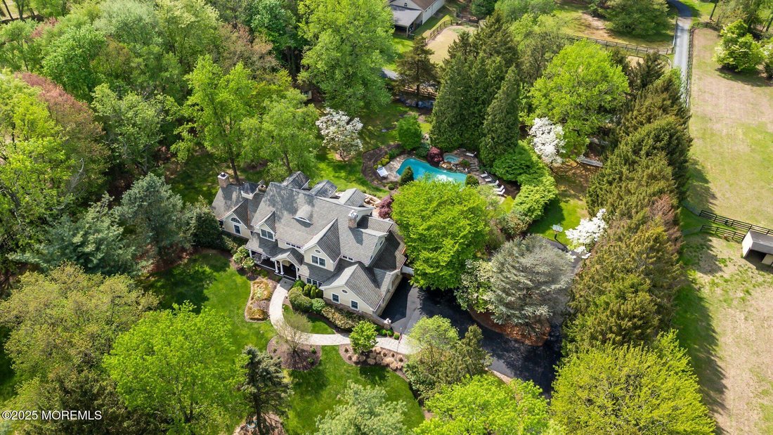 House in Marlboro Township, New Jersey, United States 3 - 15606617