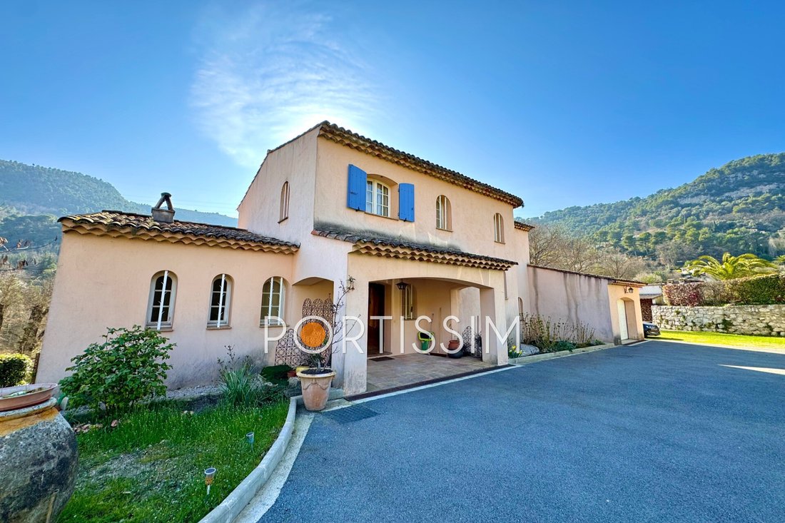 Villa in Tourrette-Levens, Provence-Alpes-Côte d'Azur, France 5 - 15610881
