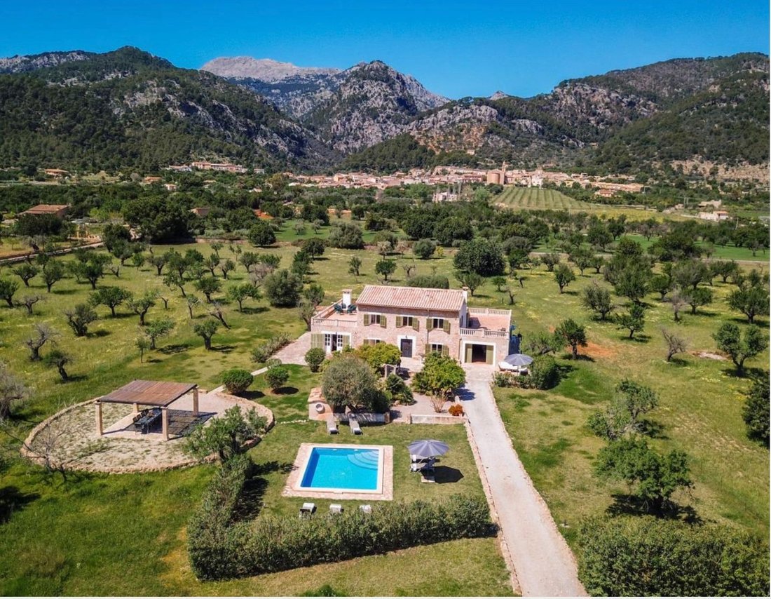 Villa in Selva, Balearic Islands, Spain 1 - 15609275