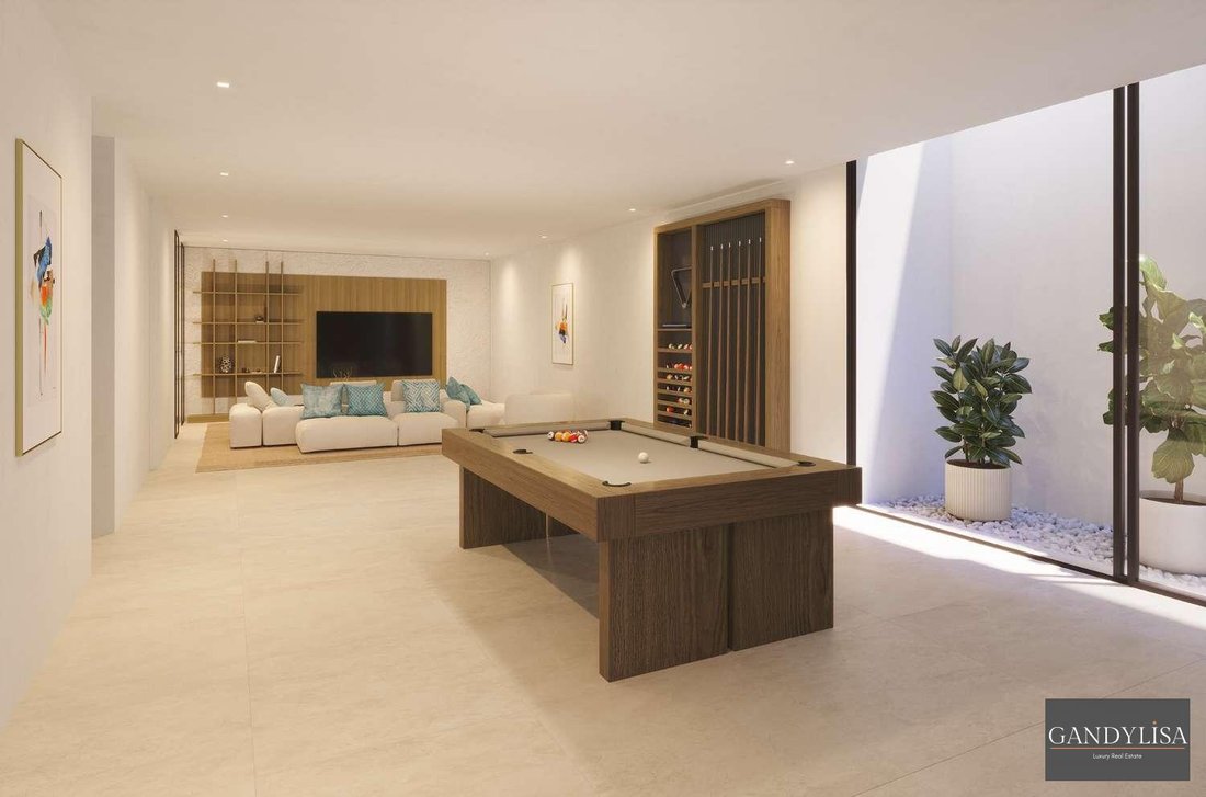 Villa in Estepona, Andalusia, Spain 2 - 15549679