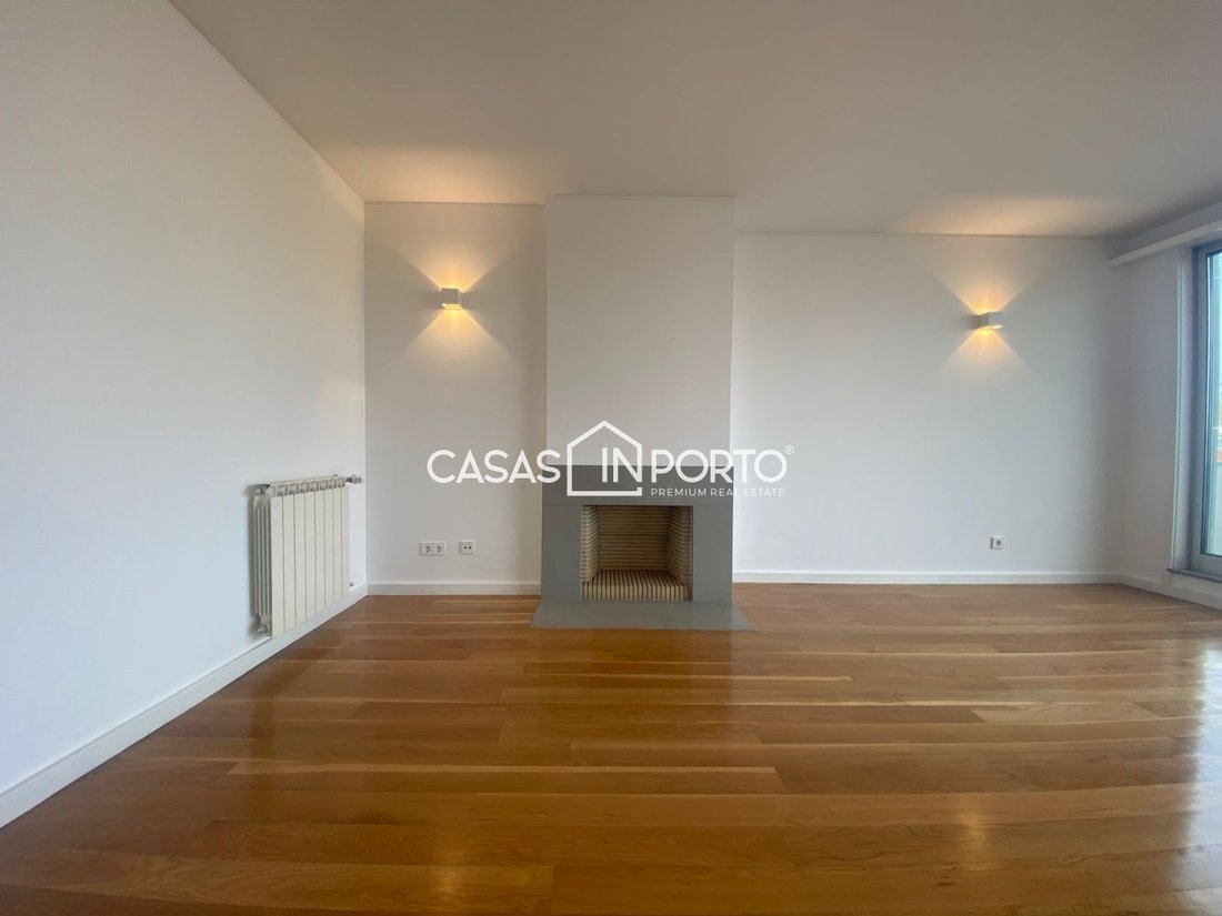 Apartment in Matosinhos e Leca da Palmeira, Porto District, Portugal 5 - 15608693