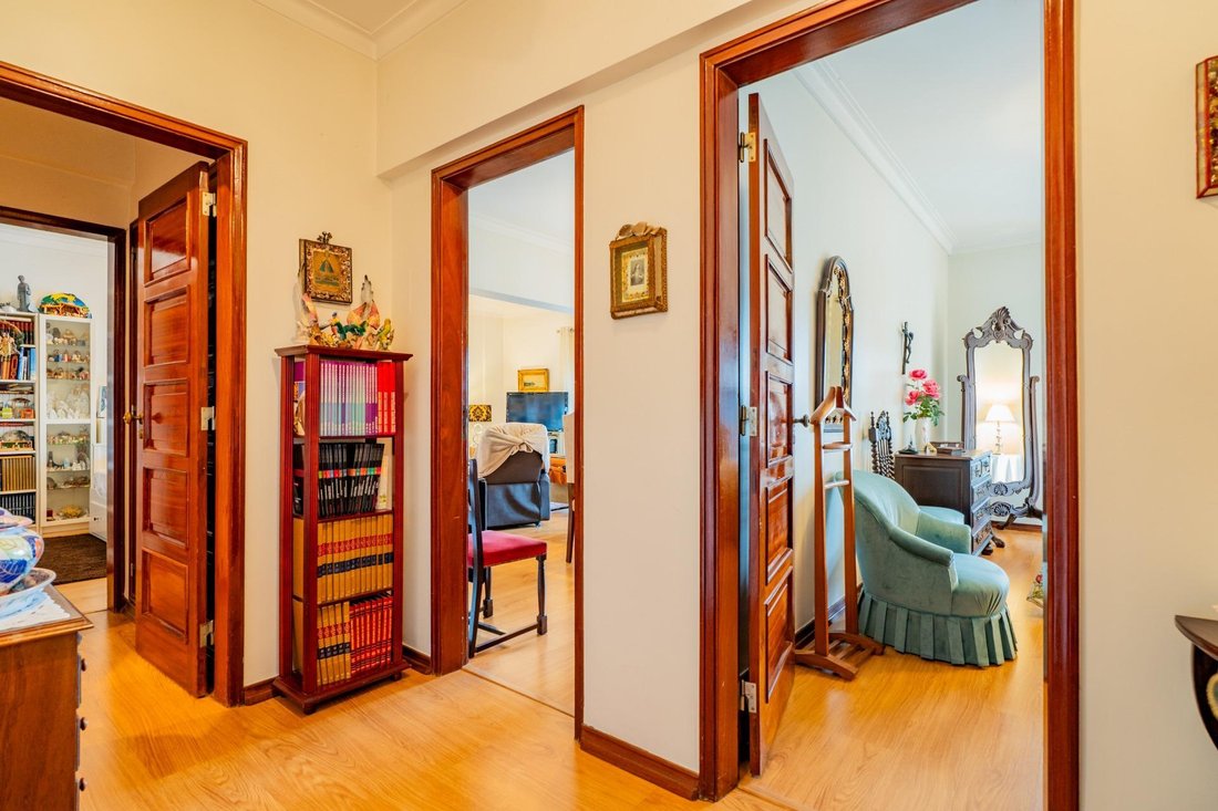 Apartment in Lumiar, Lisbon, Portugal 2 - 15613798