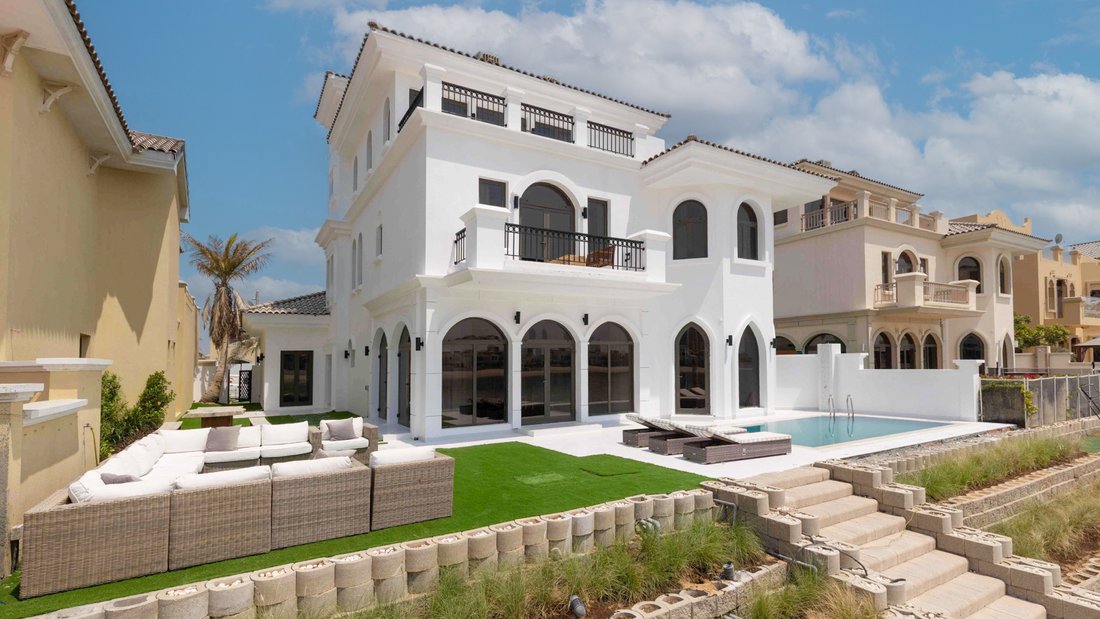 Villa in Palm Jumeirah, Dubai, United Arab Emirates 1 - 15605735