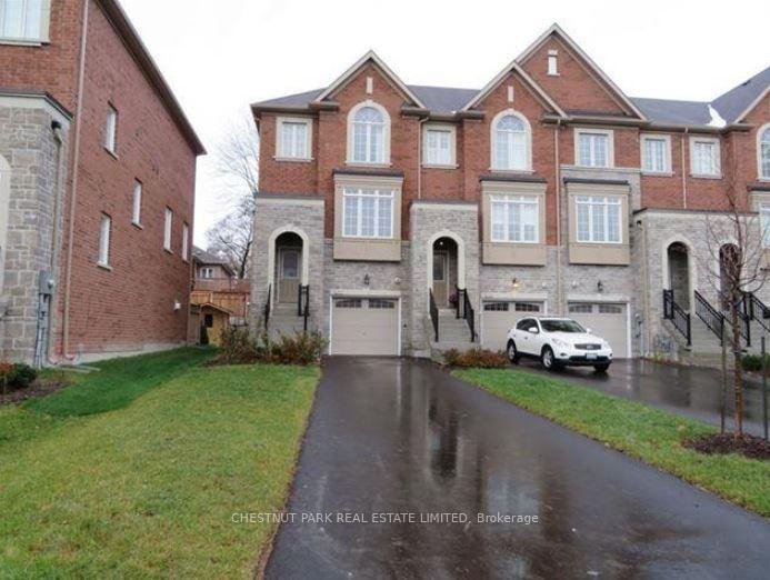 Villa in Newmarket, Ontario, Canada 1 - 15506829