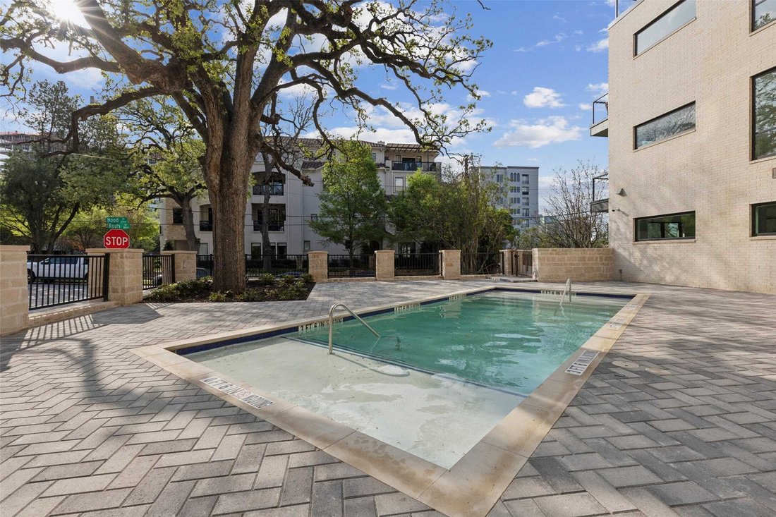 Penthouse Perfection In Dallas, Texas, United States For Sale (15610007) - Dallas Penthouse Master Suites