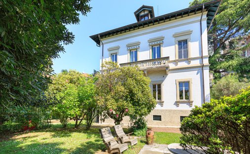 Villa in Verbania, Piedmont, Italy 1