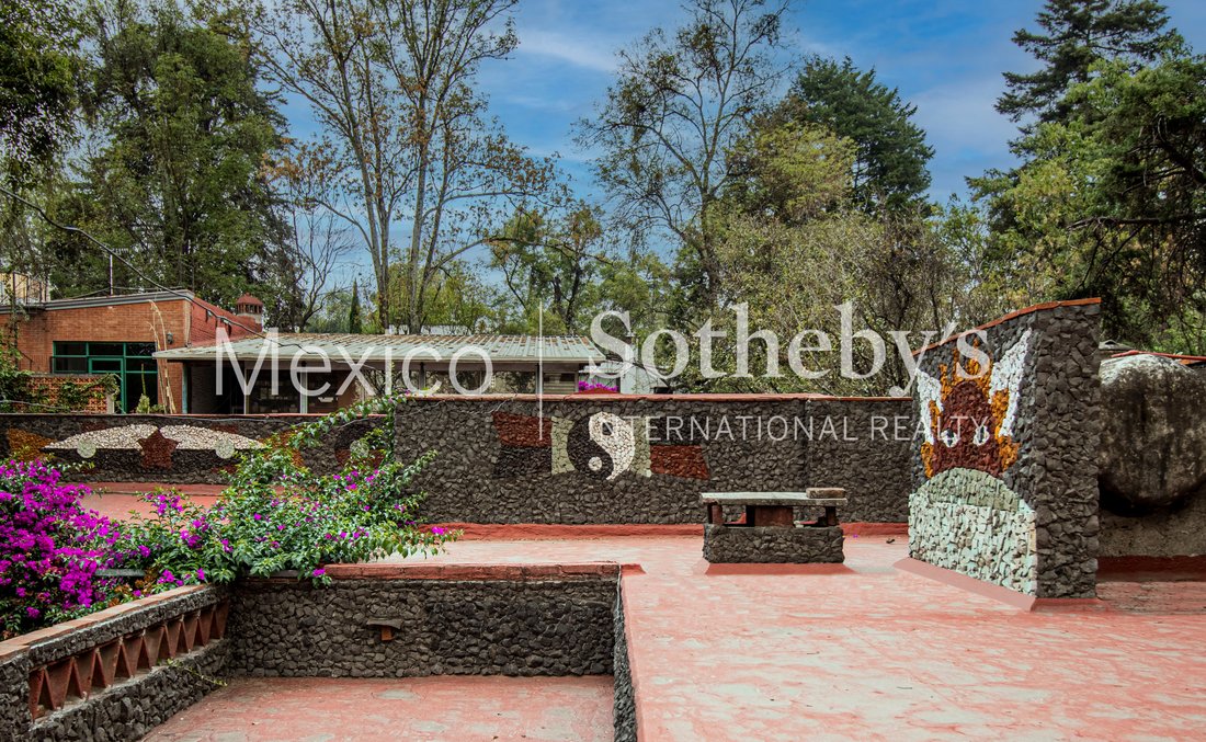Mexico City, Mexico 4 - 15610678