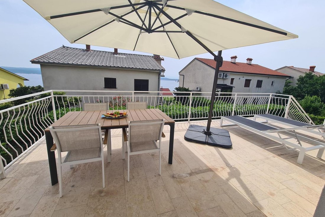 Villa in Grad Crikvenica, Primorje-Gorski Kotar County, Croatia 4 - 15609351