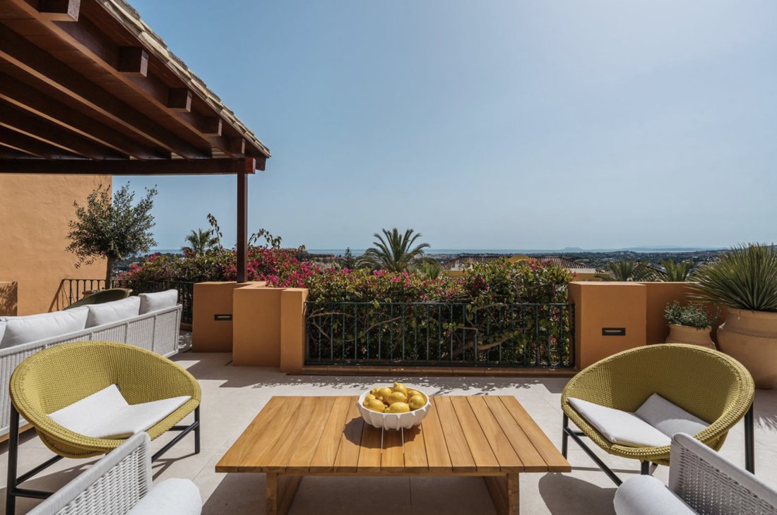 Apartment in Nueva Andalucia, Marbella, Spain 1 - 15611074