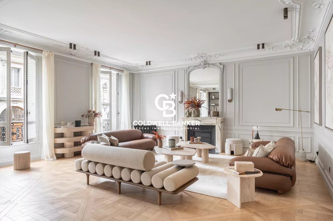 Apartment in Porte Dauphine, Paris 16e Arrondissement, Paris 4 - 15606009