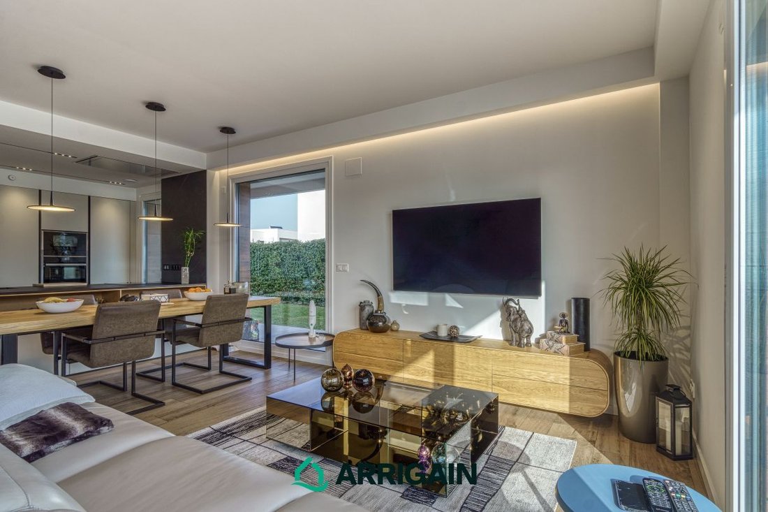 House in Mendebaldea, Donostia-San Sebastian, Spain 4 - 15605656