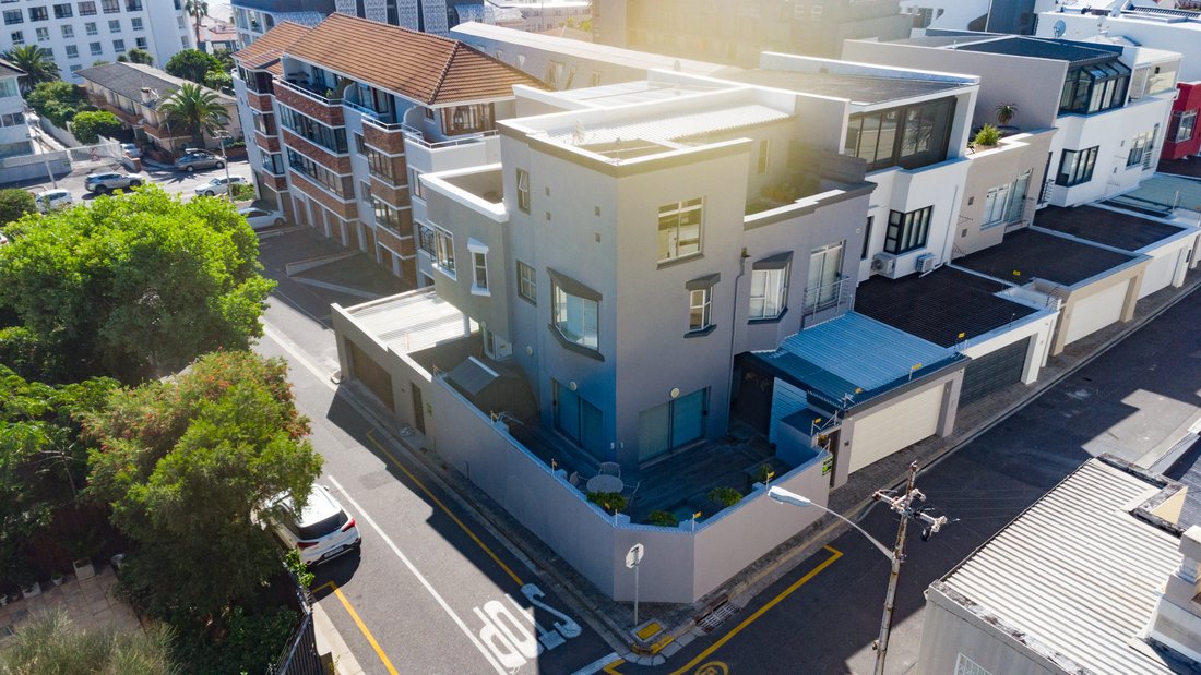 Country House in Sea Point, Cape Town, South Africa 1 - 15606454