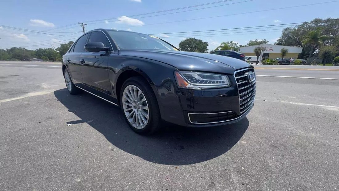 Sedan in HAINES CITY, FL, United States 3 - 15615941