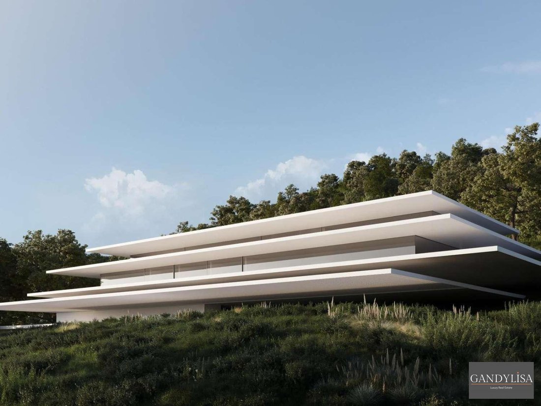 Villa in Sotogrande, San Roque, Andalusia 1 - 15138023