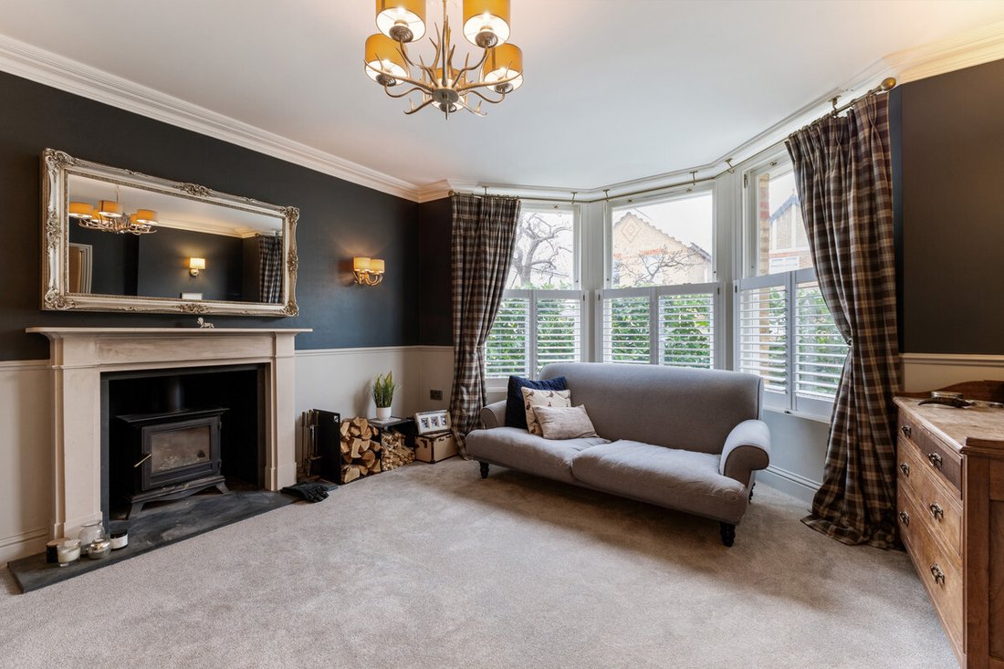 House in Datchet, England 5 - 15608659