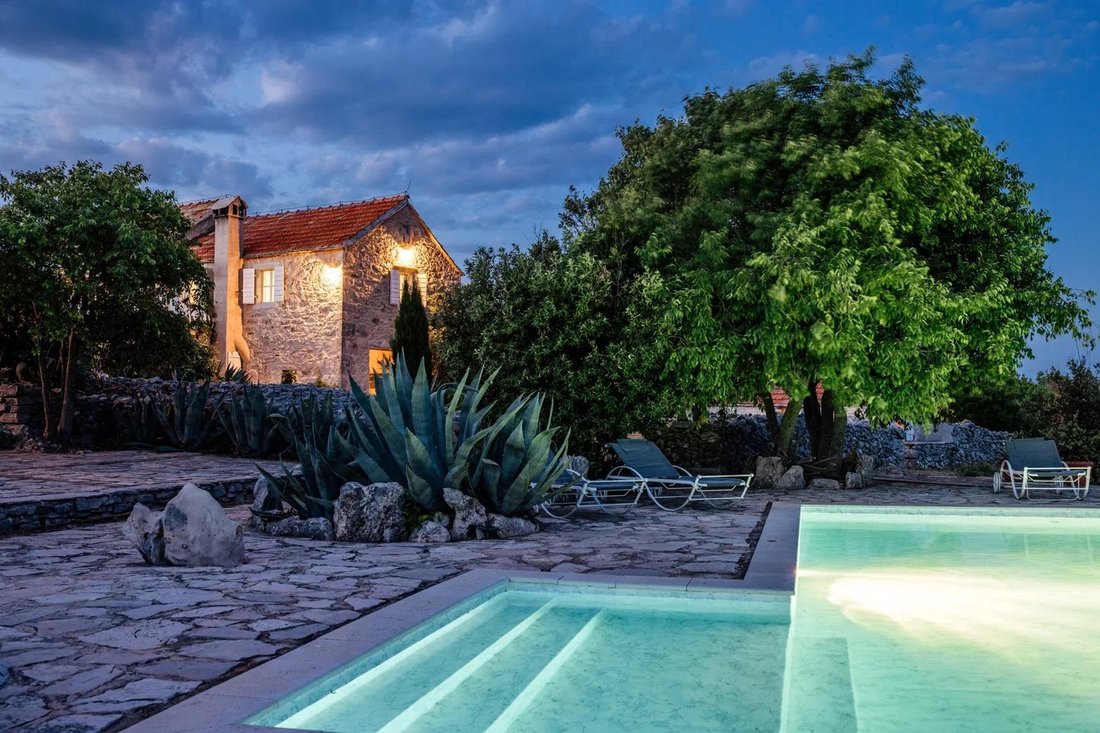 Villa in Humac, Split-Dalmatia County, Croatia 2 - 15609375