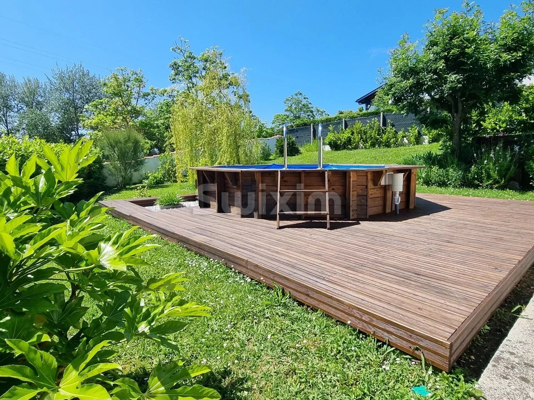 House in Saint-Pierre-d'Irube, Nouvelle-Aquitaine, France 1 - 14406393