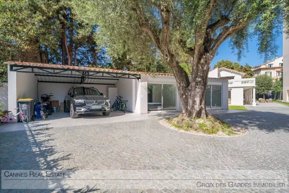 Villa à Côte d'Azur, Provence-Alpes-Côte d'Azur, France 4 - 14695535