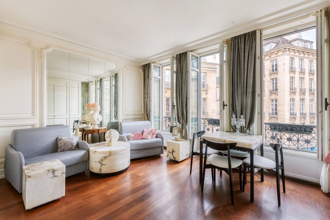 Apartment in Odéon, Paris 6e Arrondissement, Paris 2 - 15610037