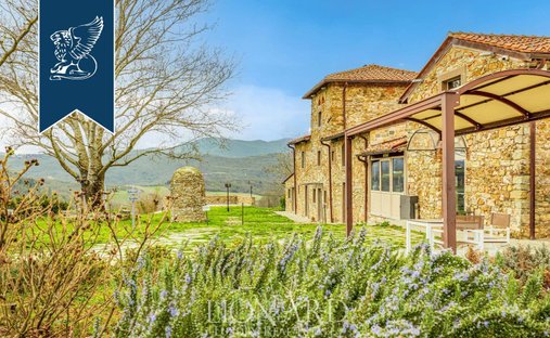 Villa in Vaglia, Tuscany, Italy 1