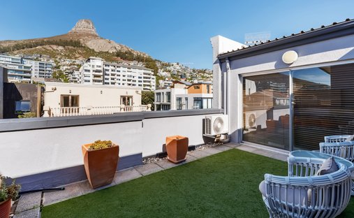 House in Sea Point, Atlantic Seaboard, Cape Town 1