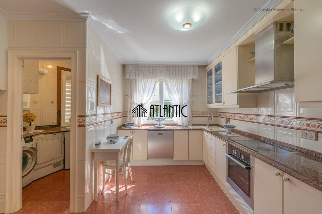 House in Vigo (District), Vigo, Spain 5 - 15608111