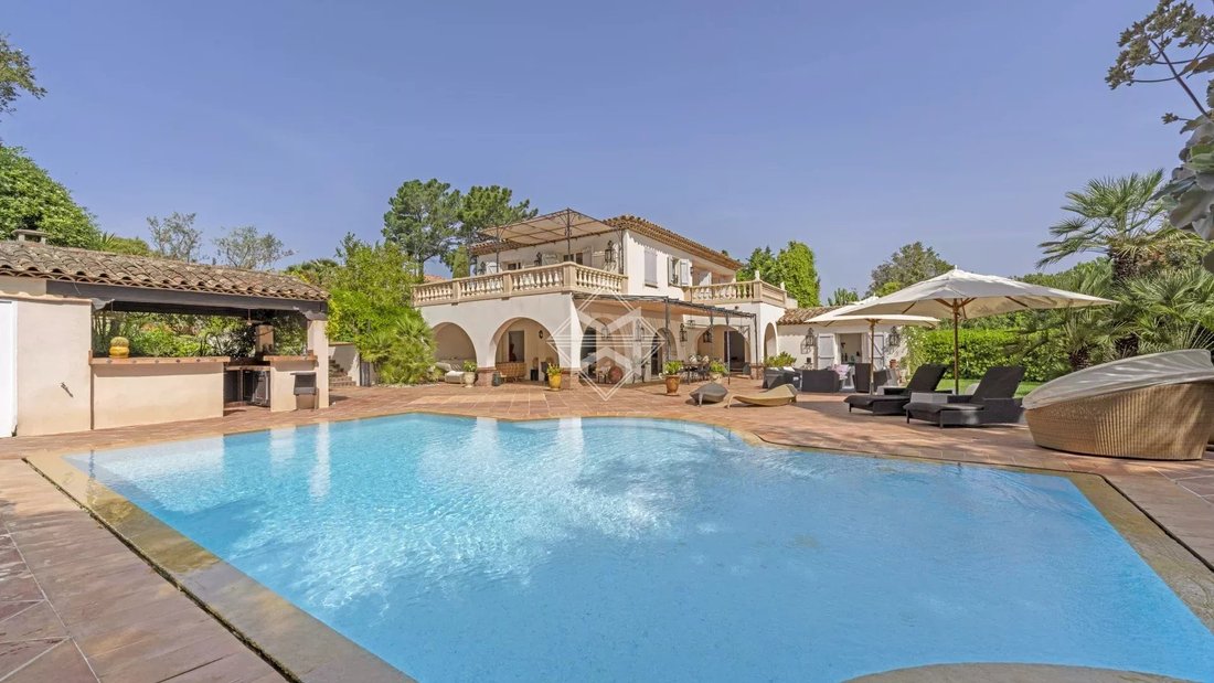 Villa in Ramatuelle, Provence-Alpes-Côte d'Azur, France 3 - 15524438