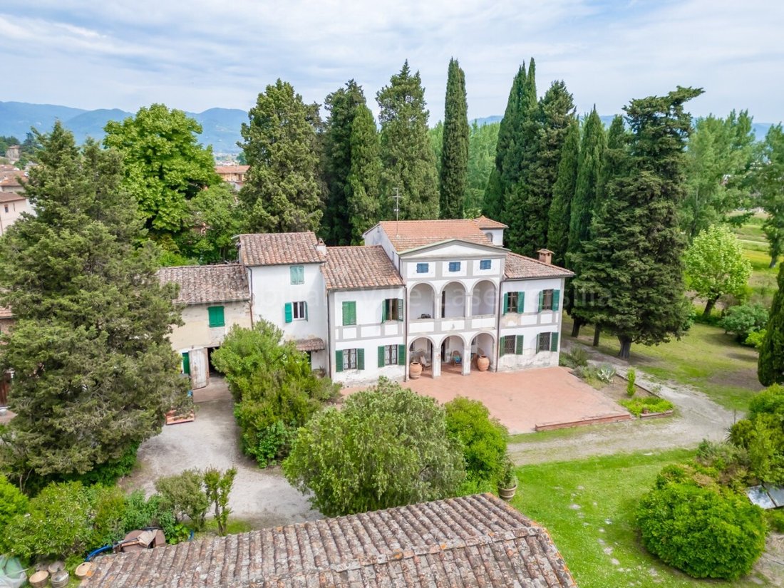Villa in Montecarlo, Tuscany, Italy 2 - 15608106