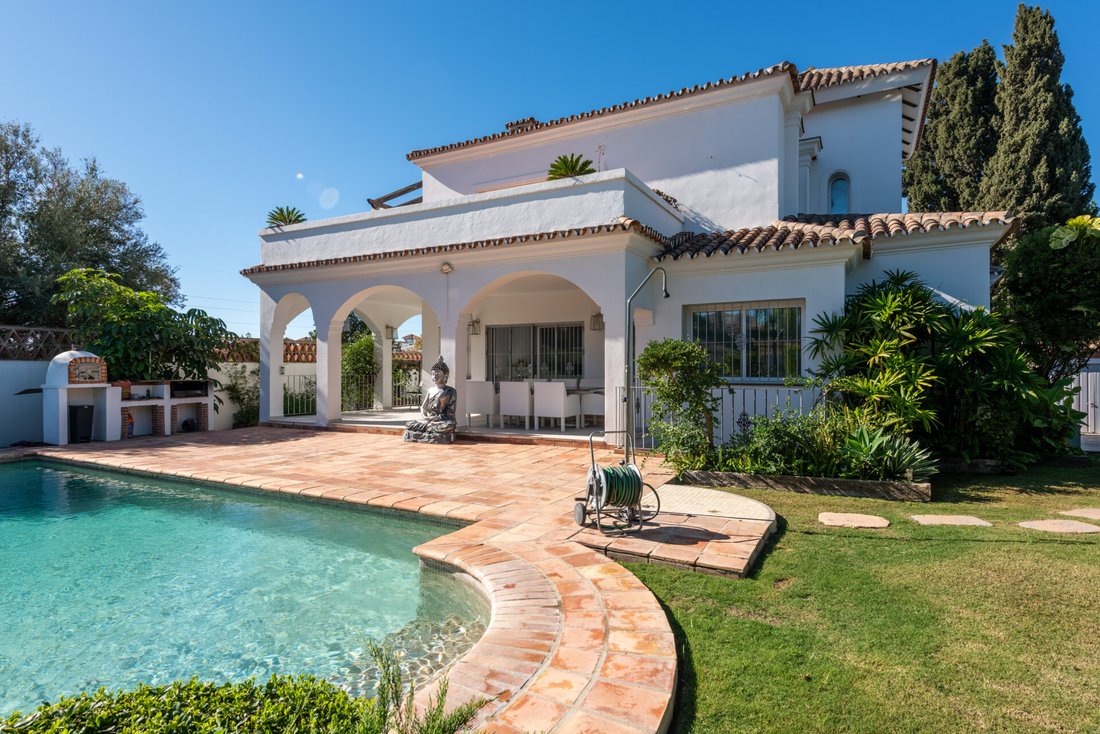 Villa in Bel-Air, Estepona, Andalusia 4 - 15611072