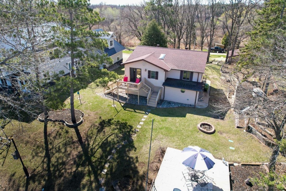 House in Perham, Minnesota, United States 2 - 15617114
