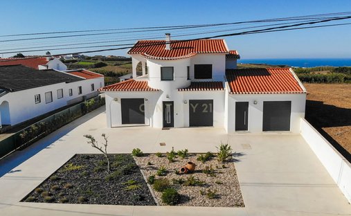 Villa in Santa Bárbara, Portugal 1