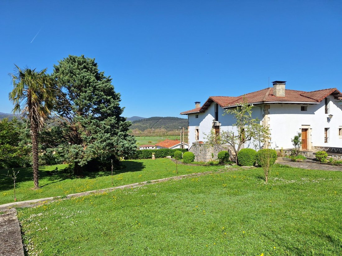 Villa in Valle de Mena, Castile and Leon, Spain 1 - 15608566