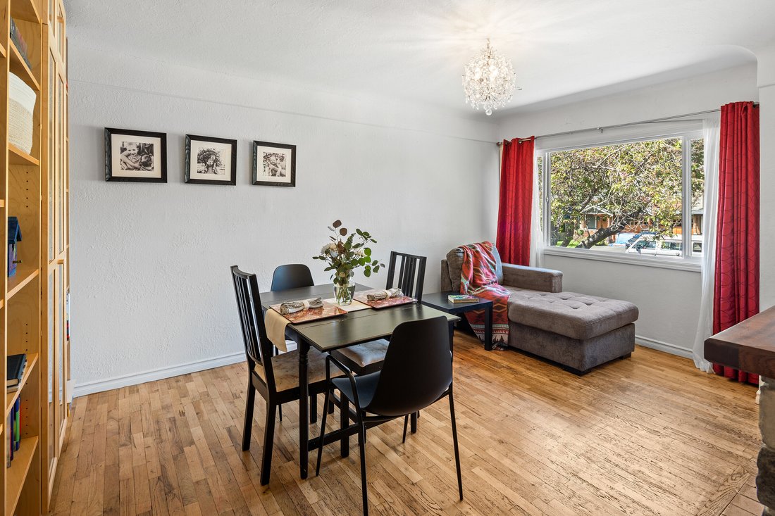 Apartment in Victoria, British Columbia, Canada 5 - 14197180