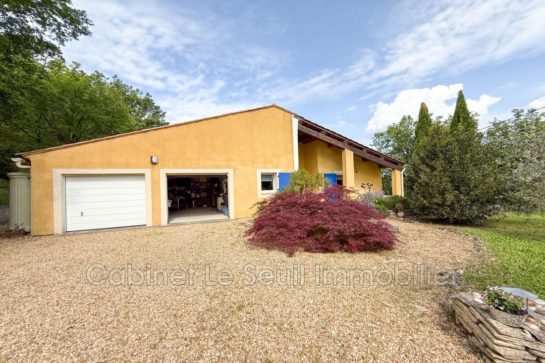 Villa in Centre Nord, Apt, France 3 - 15610878