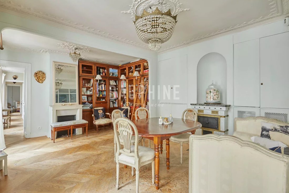 Apartment in Notre Dame des Champs, Paris 6e Arrondissement, Paris 5 - 15615669