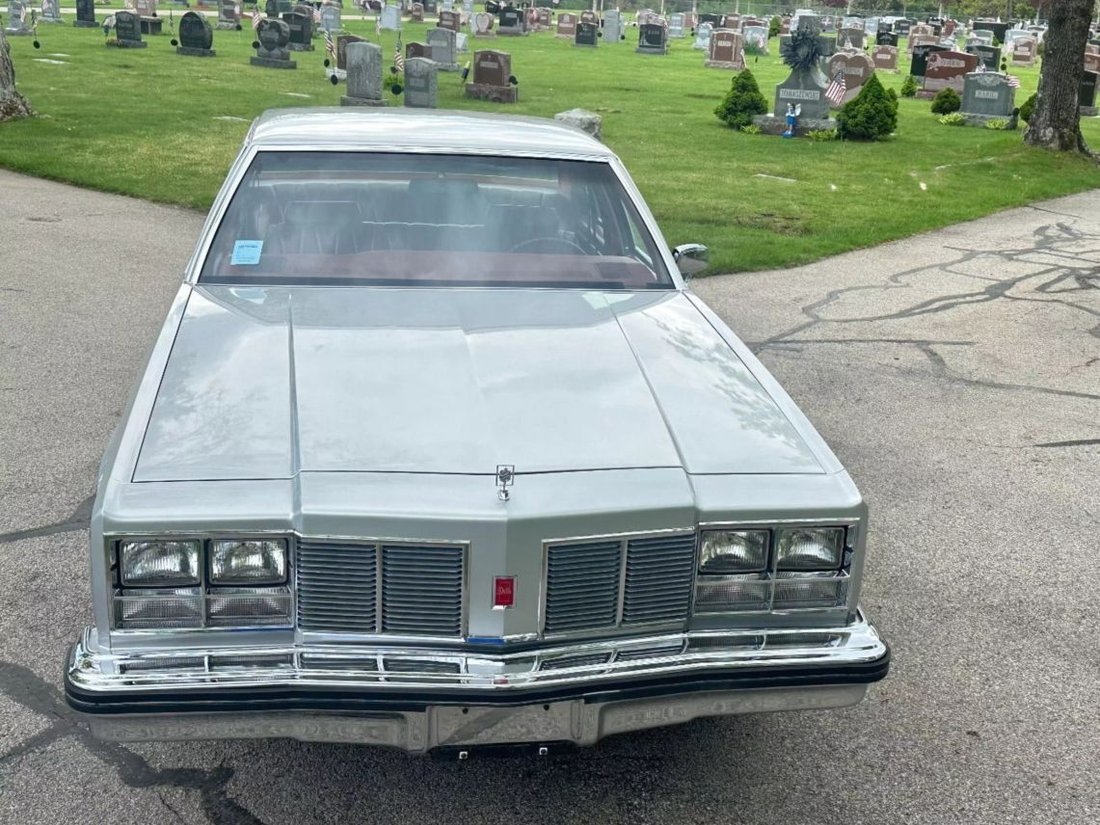 1977 Oldsmobile Delta 88 in Charlton, MA, United States 4 - 15610342