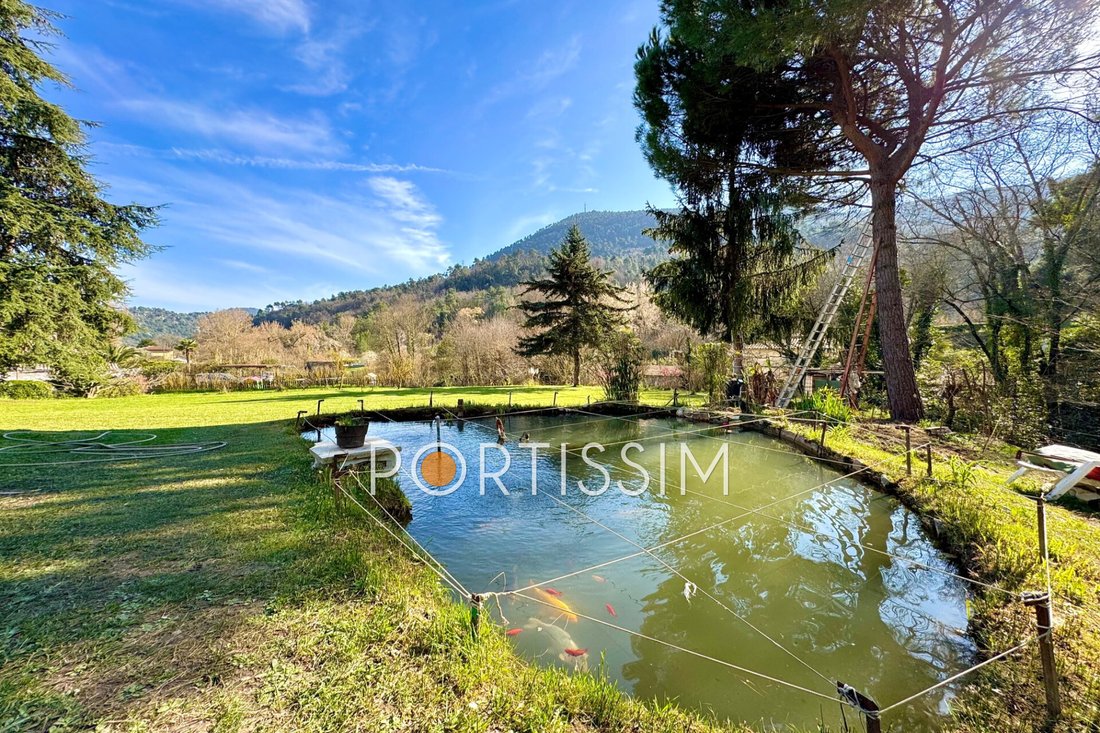 Villa in Tourrette-Levens, Provence-Alpes-Côte d'Azur, France 4 - 15610881
