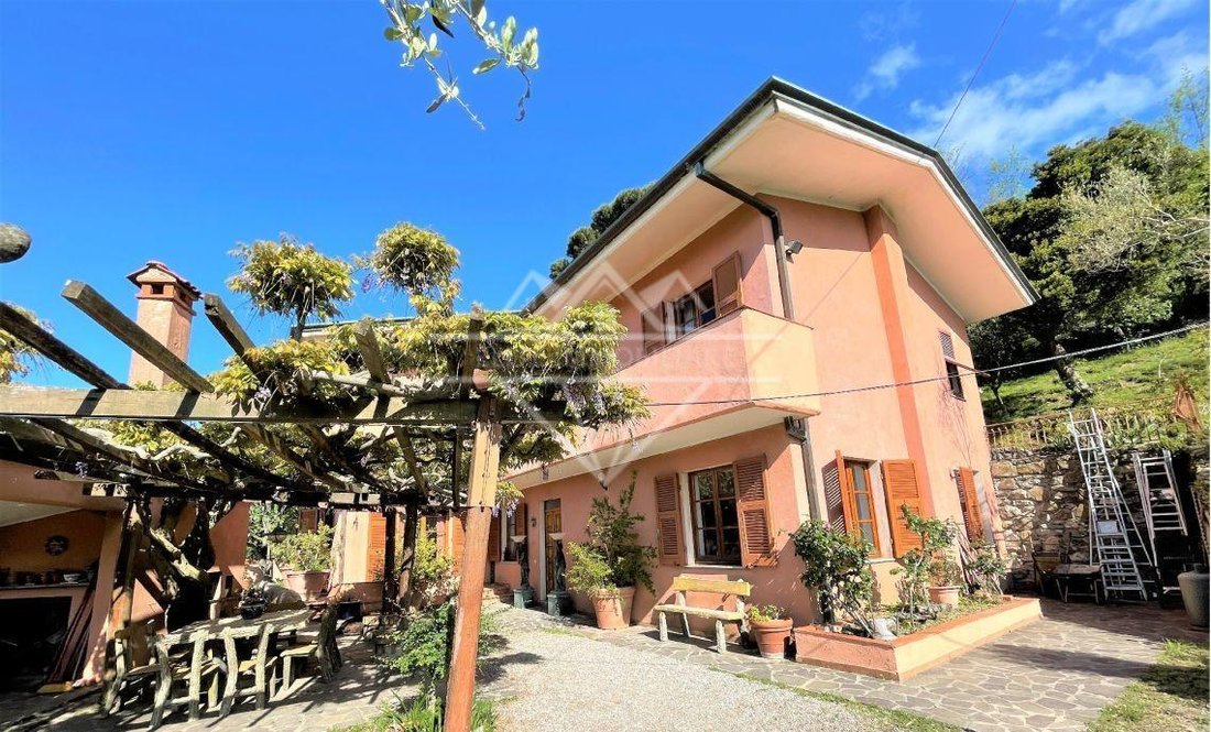 Villa in Fosdinovo, Tuscany, Italy 4 - 15608375