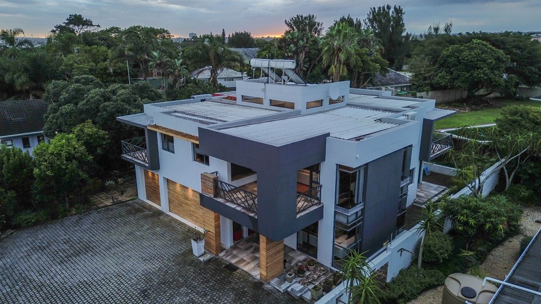 House in East London, Eastern Cape, South Africa 1 - 13452724
