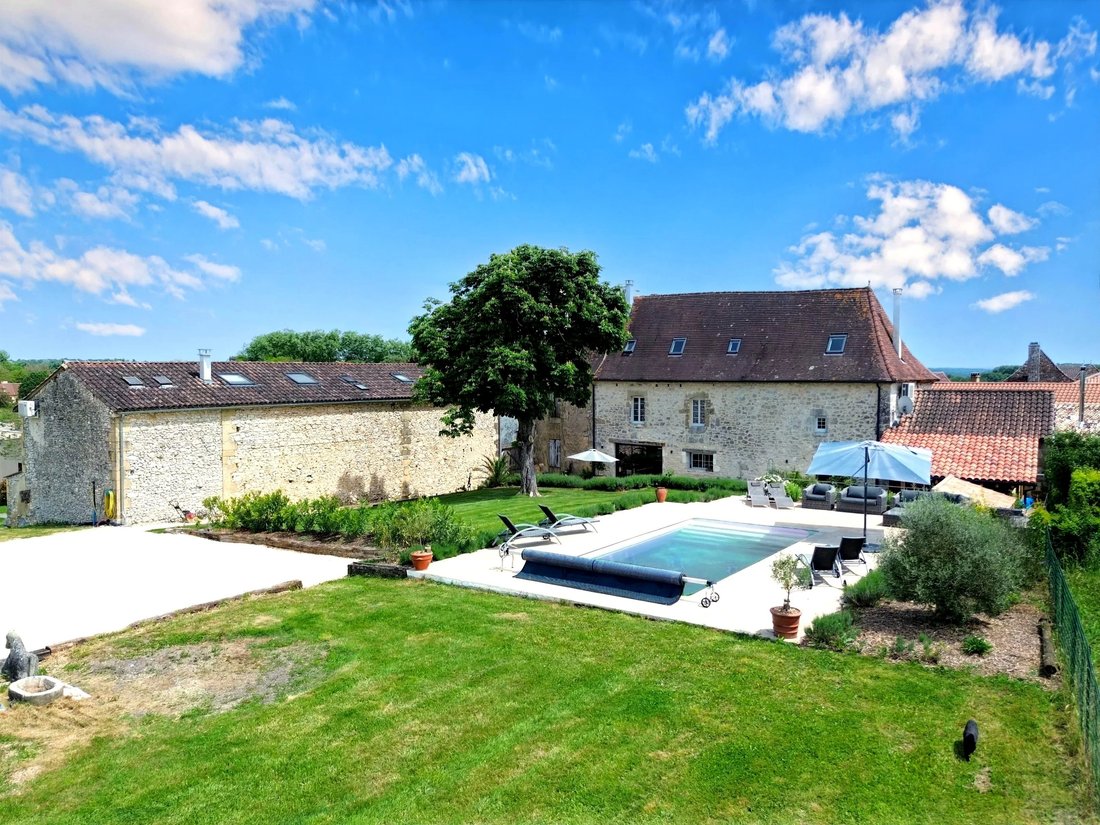 House in Issigeac, Nouvelle-Aquitaine, France 1 - 15591513
