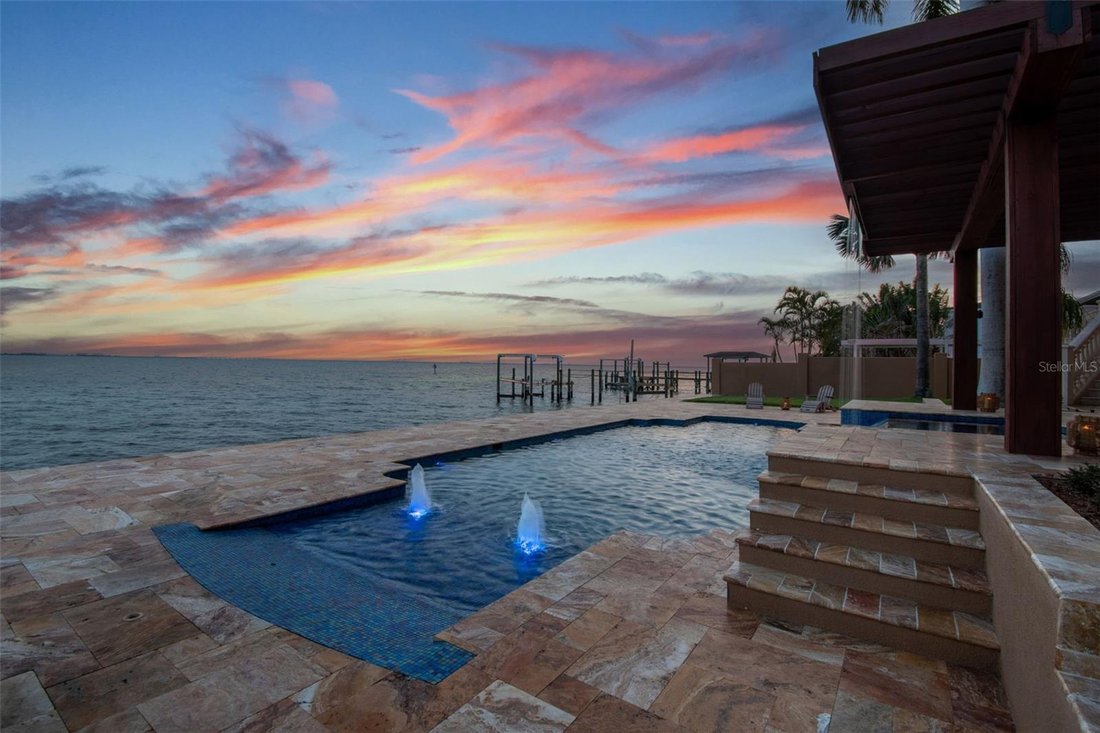 House in Tampa, Florida, United States 4 - 15613905