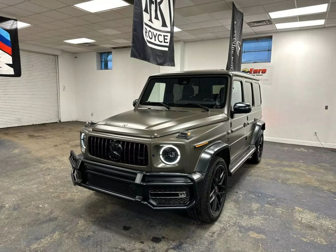 Suv in Great Neck, NY, United States 2 - 15611359
