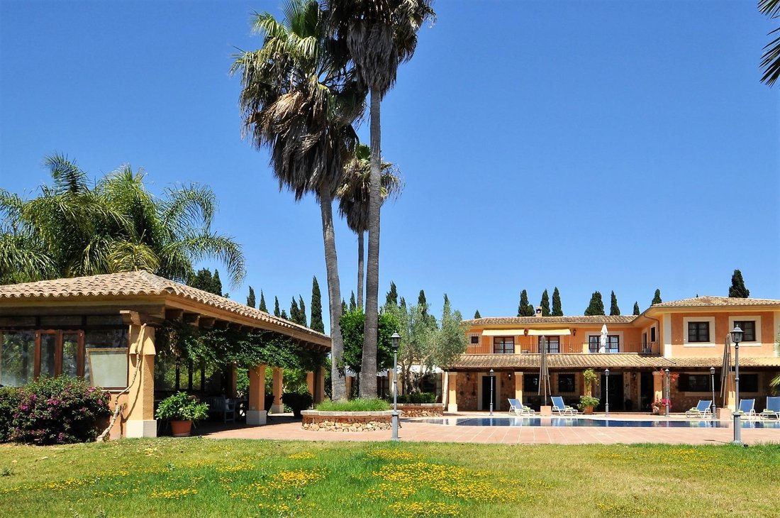 Country House in Sencelles, Balearic Islands, Spain 1 - 15608472