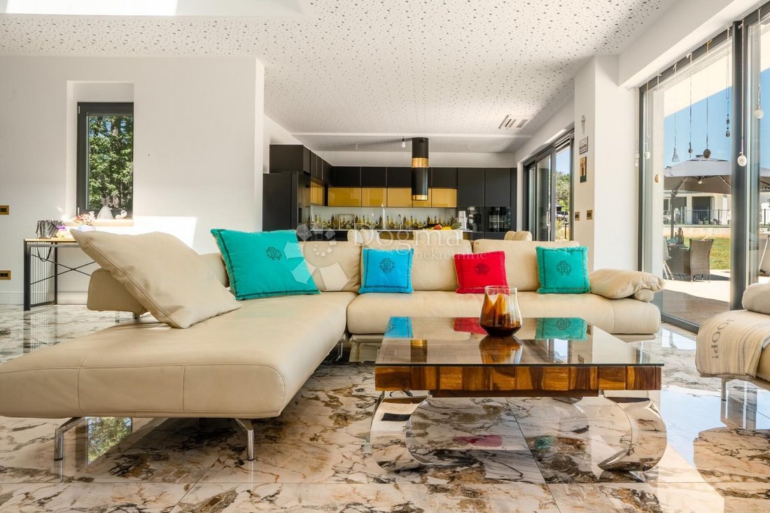 House in Buje, Istria County, Croatia 5 - 15613955