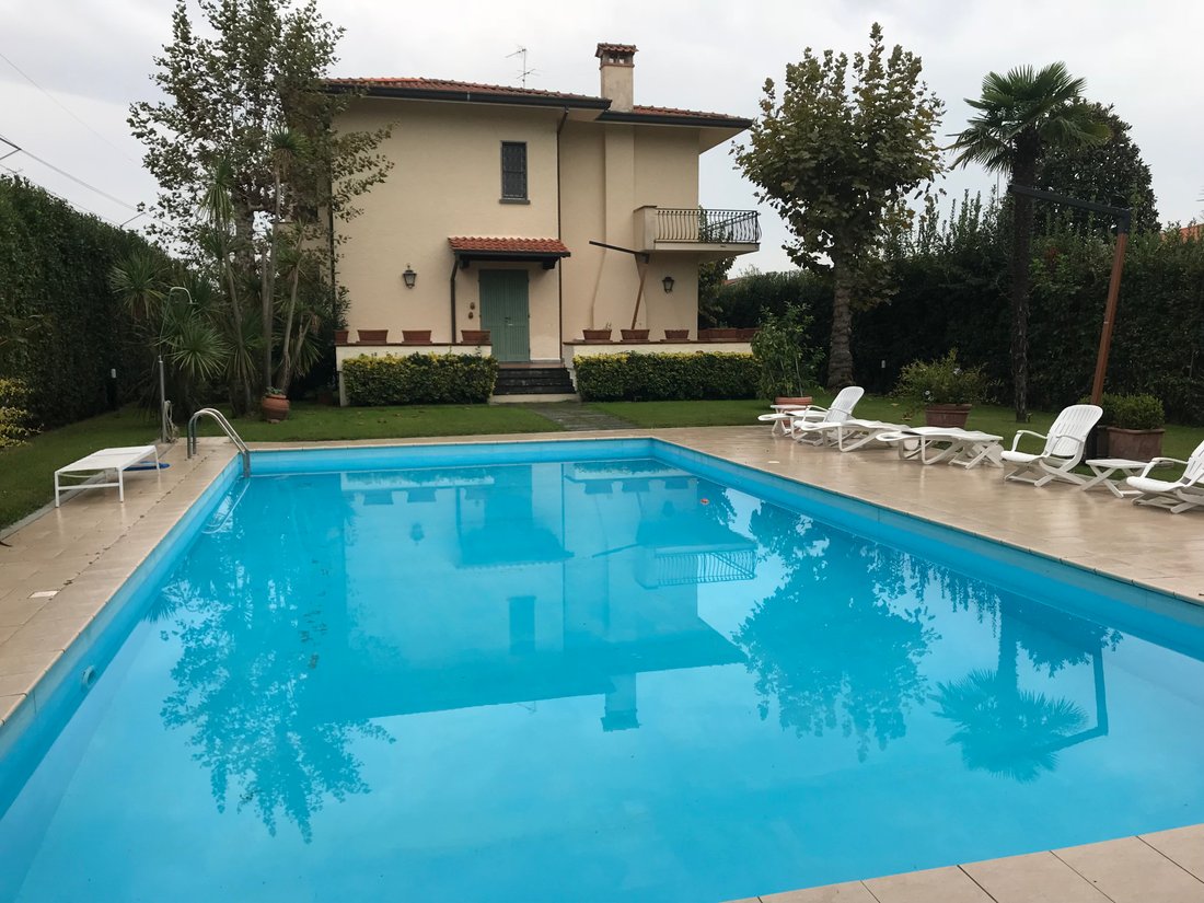 Villa in Center, Forte dei Marmi, Tuscany 1 - 15612801