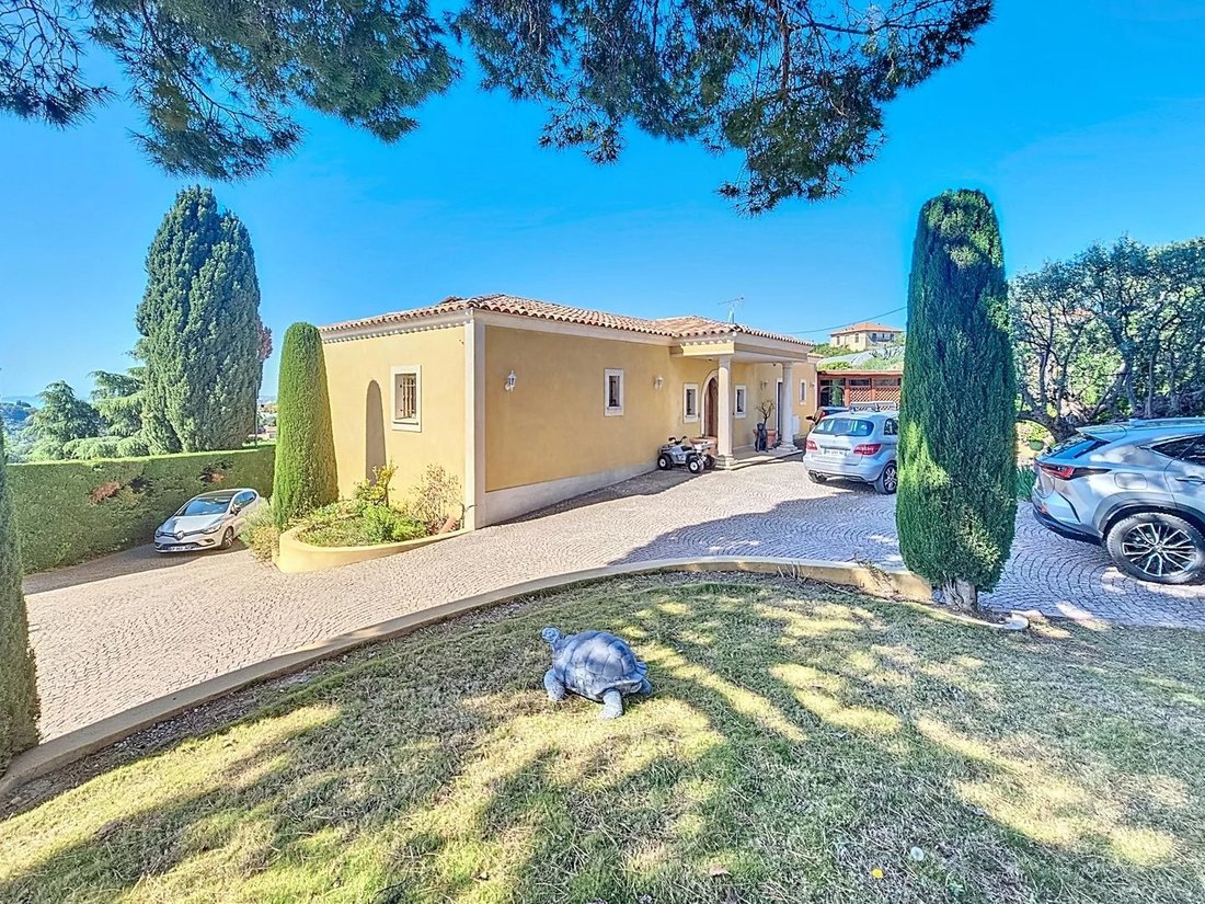 Estate in Val Fleuri-Montaleigne, Cagnes-sur-Mer, France 4 - 15617879