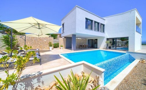 Villa in Krk, Primorje-Gorski Kotar County, Croatia 1
