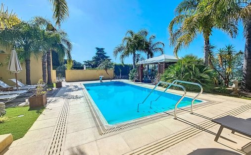 Estate in Val Fleuri-Montaleigne, Cagnes-sur-Mer, France 1