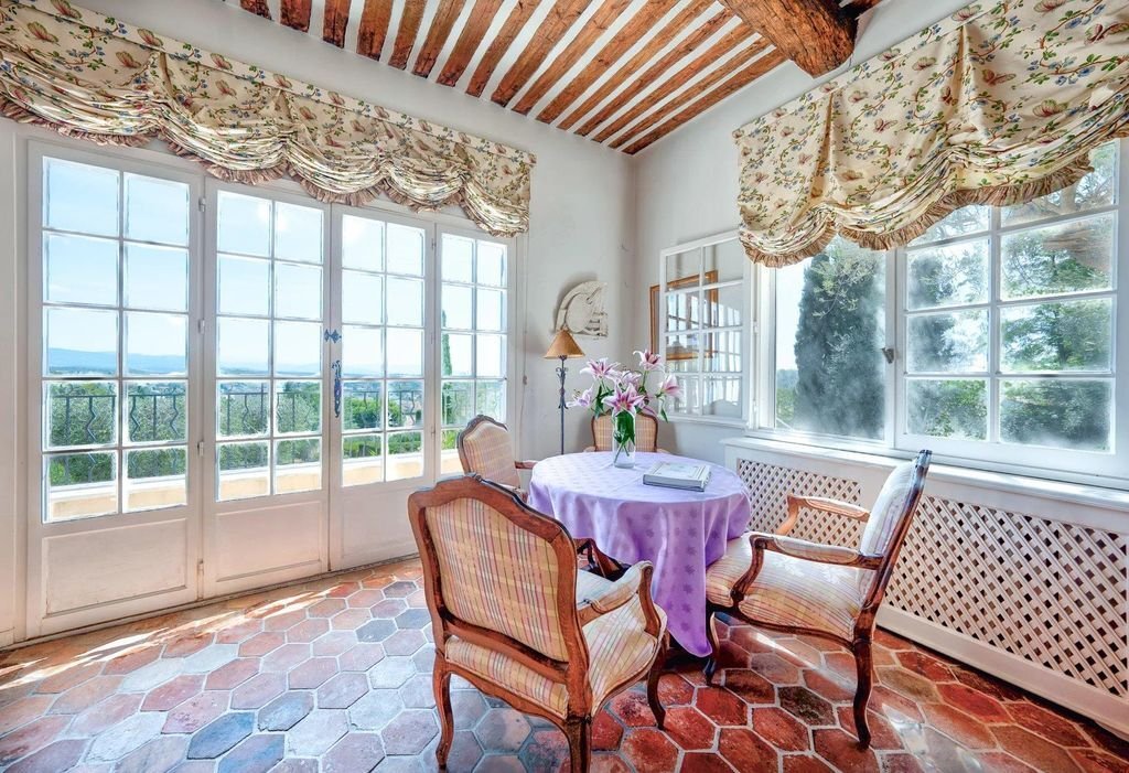 Villa in Valbonne, Provence-Alpes-Côte d'Azur, France 3 - 15618133