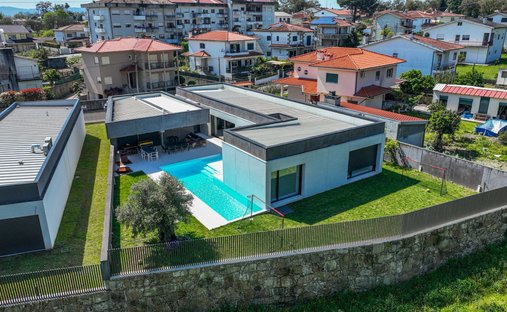 Villa in Soutelo, Braga, Portugal 1